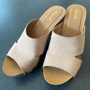 Qupid platform sandals, tan, man made materials, very good faux suede fabric.